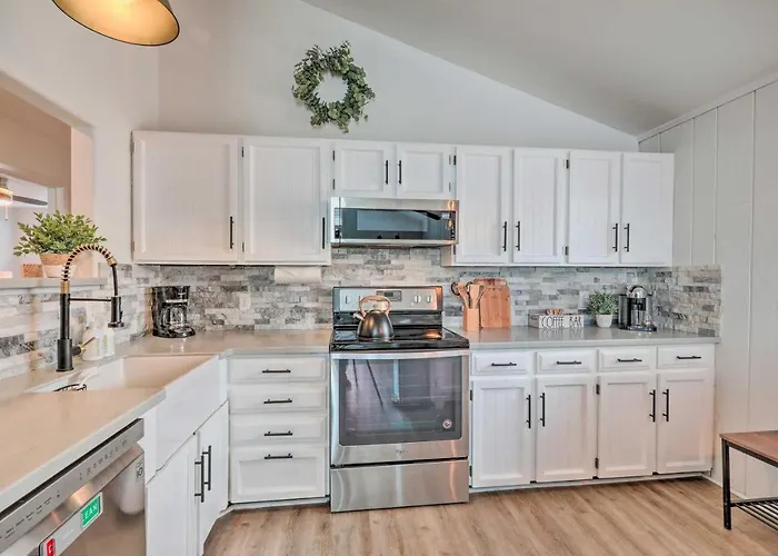Holiday home Gem In Continental Country Club!